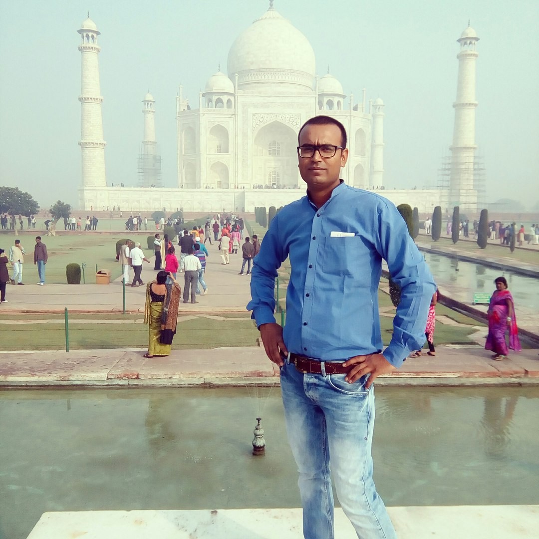 экскурсии в дели тадж махал. гид в индии. русскоговорящий гид на кубе. нужен гид индия. гид в индии.