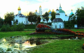 Фото Сергиев Посад. Возле стен монастырских
